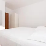 Διαμέρισμα Toncica Τρογκίρ