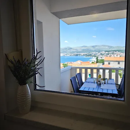 Toncica Трогір