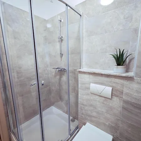 Апартаменти Toncica Трогір