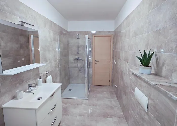 Toncica Apartment Trogir