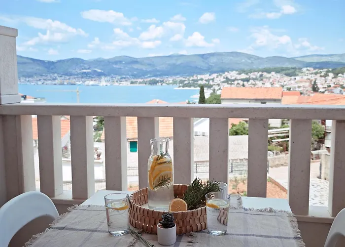 Apartment Toncica Trogir